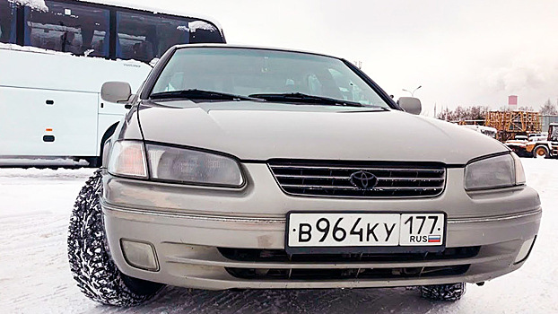 Дешево и не ломается: старая Toyota Camry удивила своей живучестью