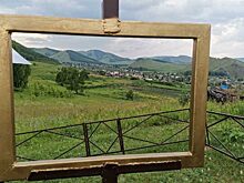 На Хакасской горе установили памятник Сурикову