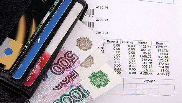 Удар по счетчику. Россияне столкнулись с диким скачком тарифов ЖКХ