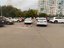 Иномарка сбила семилетнего ребенка на парковке в Дзержинске