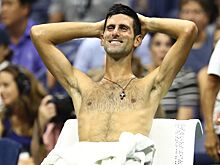 Новак Джокович полностью разделся во время матча US Open — 2018, теннисист принял ледяную ванну во время перерыва