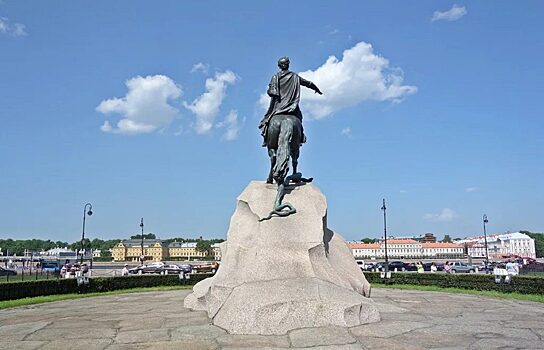 Свердловская область может стать Романовской. Если народ поддержит