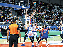 Баскетбольные команды начали чемпионат с поражений