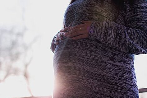 Гинеколог предупредила беременных об опасности новогодних развлечений
