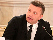 «Ну вот и всё»: Парфенов с женой улетели из России намекнув на эмиграцию