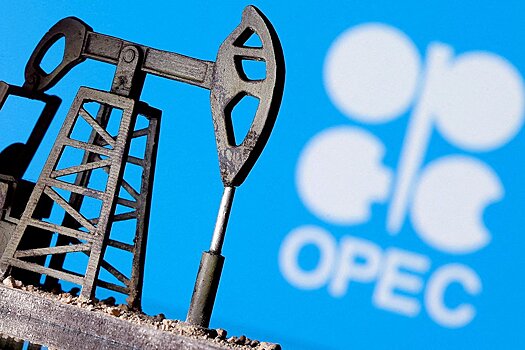 Страны ОПЕК+ решили не менять действующую политику по добыче нефти