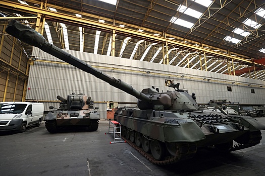 Германия передала Украине еще 10 танков Leopard, а также вездеходы с грузовиками