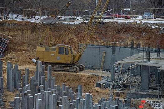 В Новом Уренгое закончили фундамент нового аэропорта