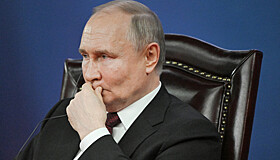 Путин проводил совещание по вопросу помощи в поисках вертолета Раиси два часа