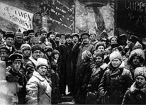Как Ленин и Троцкий поддерживали революции в странах Европы