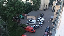 В Петербурге байкер сбежал после фатального падения пассажирки под машину. Видео