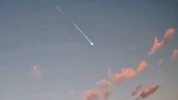 Ученый объяснил появление «огненного шара» над небом Японии