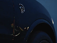 Dodge показал на видео экстремальный кроссовер Durango SRT Hellcat