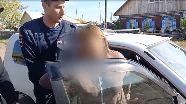 В Хакасии задержан нетрезвый водитель и его родственница, которая препятствовала работе полиции