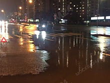 Москвичи пожаловались на рвущий колеса авто бордюр