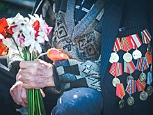 Российского ветерана заставили платить налог на подарок ко Дню Победы