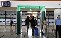 В аэропорту Тбилиси задержали корреспондента российского СМИ
