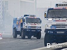 Экипаж "КАМАЗ-мастера" — о победе на 10-м этапе "Шелкового пути": "Много бугров, ям, приходилось "резать"