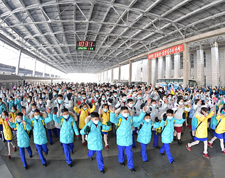 Съезд Детского союза Кореи проходит в Пхеньяне