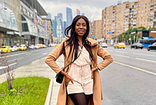 «Готовлю студентов из Замбии к жизни в Москве». Как африканка приехала в Россию и стала блогером-миллионником