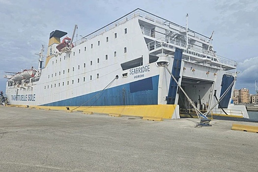 Из Турции в Сочи отправился первый за 14 лет паром