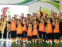 Три команды секции «фитнес-аэробика» приняли участие в соревнованиях по танцевальной гимнастике «Танцуем вместе»