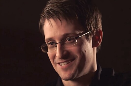 Адвокат объяснил, почему Сноуден хочет получить российское гражданство