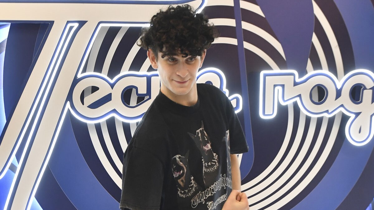 Популярный блогер отрекся от Украины ради российского гражданства