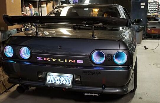 Nissan Skyline GTS-4 получил потрясающие задние фонари с эффектом «бесконечности»