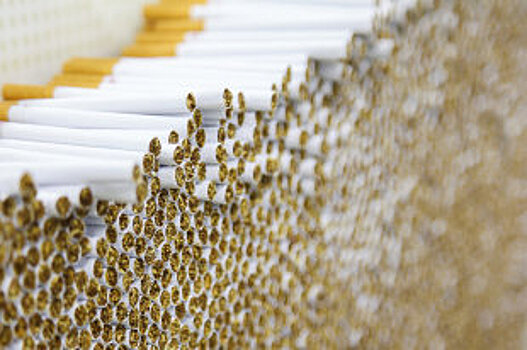 В Камбодже производители сигарет добавляли в табак опилки
