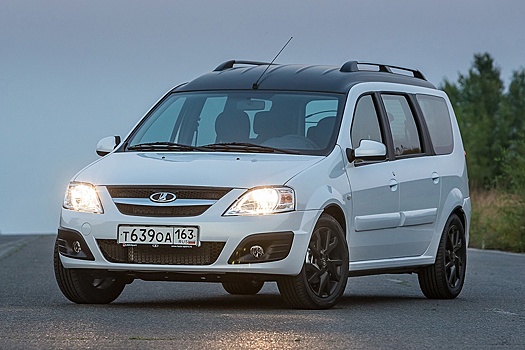 В Тольятти сняли на фото редчайший "президентский" универсал Lada Largus VIP