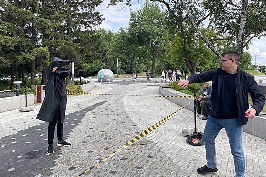 В Казани прошла акция "Замочи мошенника"