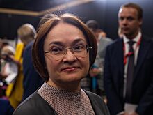 ЦБ смягчил требования к открытой валютной позиции банков до конца 2023 года