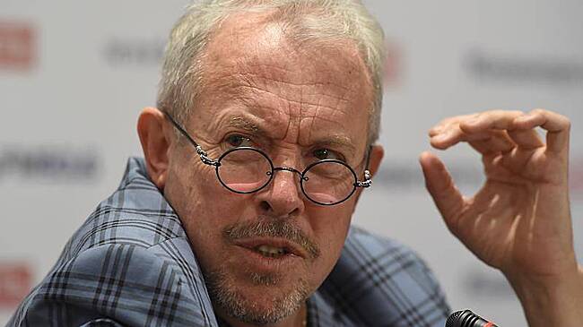 Продает вино из Палестины и зарабатывает миллионы. Как живет в эмиграции Андрей Макаревич?