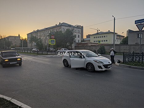 Астраханка на иномарке сбила девушку на пешеходном переходе