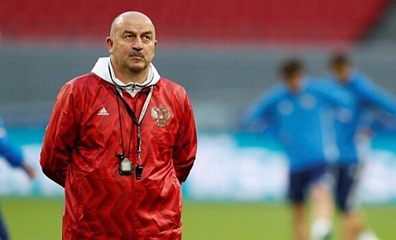 Черчесов посетил сборы нескольких клубов РПЛ