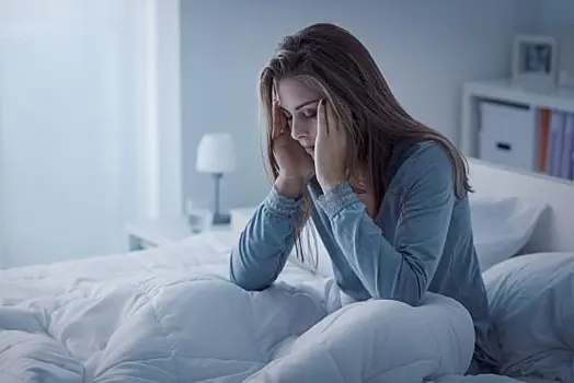 Синдром «трех кресел» назвали главной причиной плохого сна