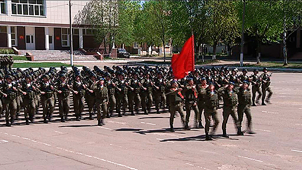 Начальник парадного расчета курсантов училища ВДВ рассказал об участии в параде Победы