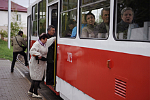 Депутат несколько месяцев не платил зарплату водителям автобусов и кондукторам