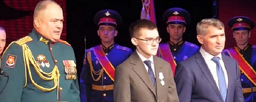 В Чебоксарах прошла торжественная церемония награждения героев СВО