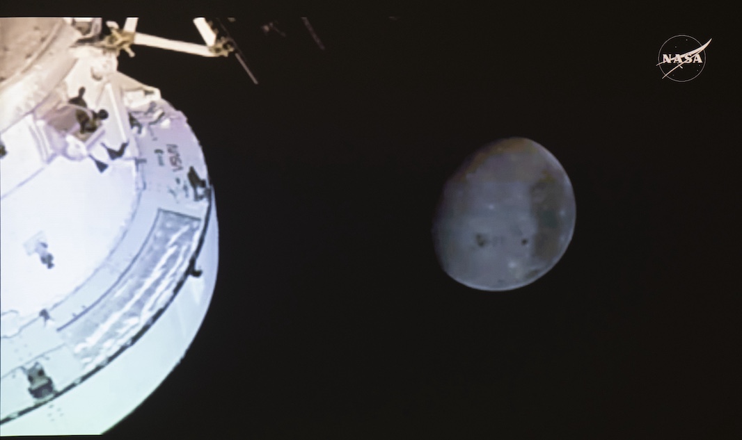 Астронавты «Артемиды II» начинают возвращаться на Землю