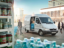 В России отзывают более 3 тысяч "Спринтеров" и 9 потрепанных "Мазд"