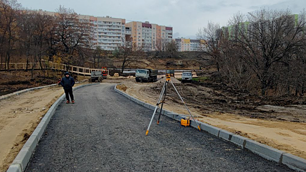В Саратове выбрали фирму, которая займется благоустройством второй очереди парка у пруда Семхоз