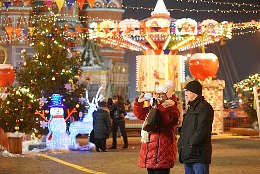 Топ-10 мест в Москве, где можно сделать яркие новогодние фото