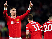 Димитар Бербатов: «Не стоит винить Роналду, если он уйдет из «МЮ», – он привык к ЛЧ. Забить столько в АПЛ в 37 лет – невероятно»