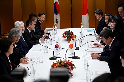 Южная Корея и Япония стремятся разрешить затянувшийся торговый спор