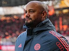 «Месси и Роналду феноменальны, но Роналдиньо произвел на меня наибольшее впечатление». Компани о самом сложном сопернике