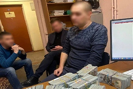 В Приморье задержали подозреваемых в мошенничестве с обменом валюты