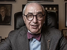 Александр Добровинский и его биография