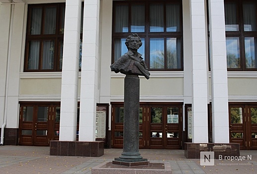 Артисты оперного театра в Нижнем Новгороде пожаловались на работу без доплат в праздники